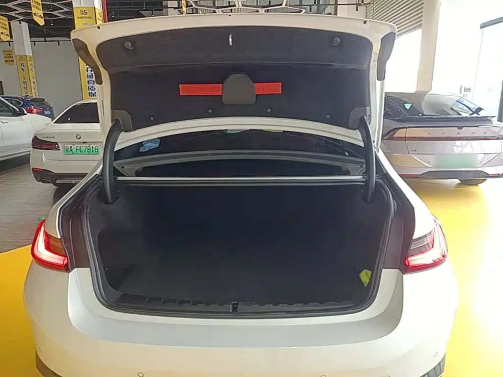 BMW i3 — миниатюра 19