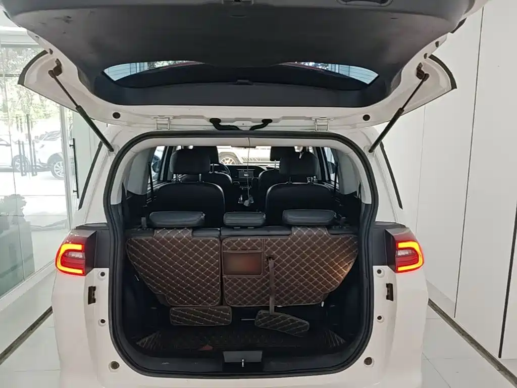 GAC Motor Trumpchi M6 — миниатюра 19