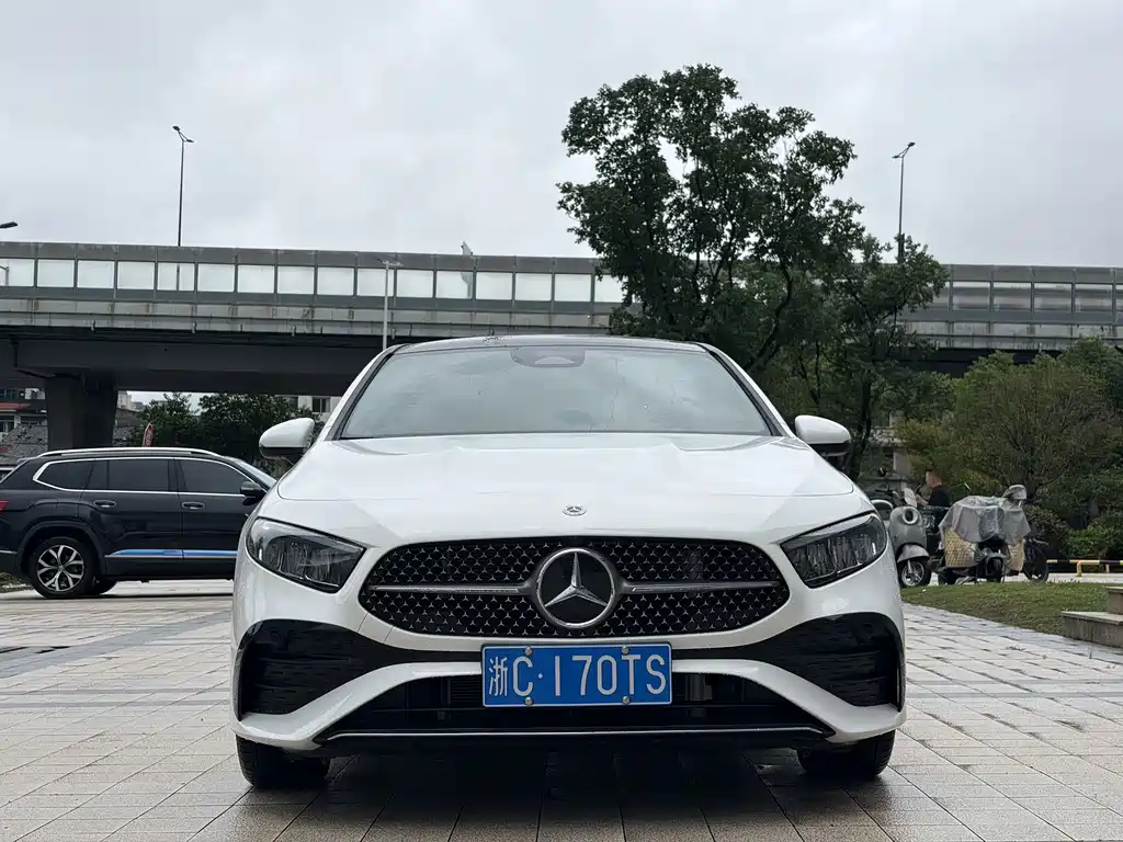 Mercedes-Benz A-Class — миниатюра 2