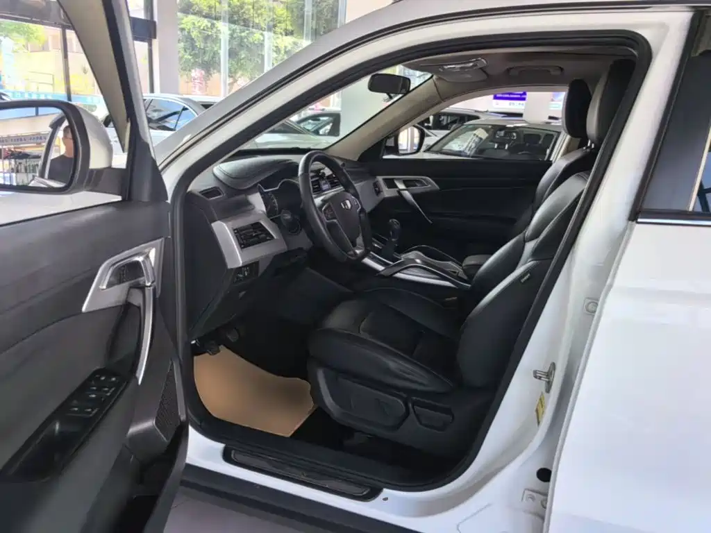 Geely Boyue — миниатюра 16