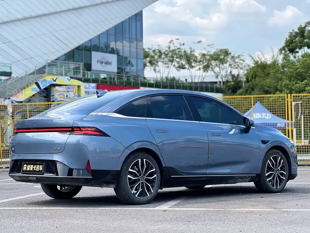 XPeng P5 — миниатюра 6