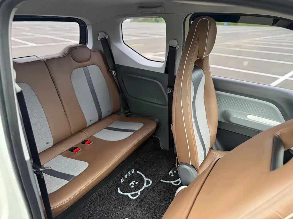 Wuling MINIEV — миниатюра 10