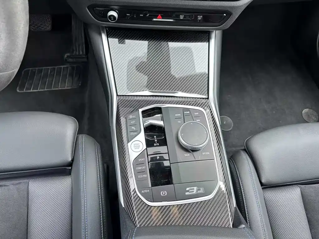 BMW 3 Series 3 2025 330Li 50