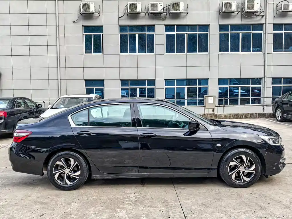 Honda Accord 2016 2.0L Comfort