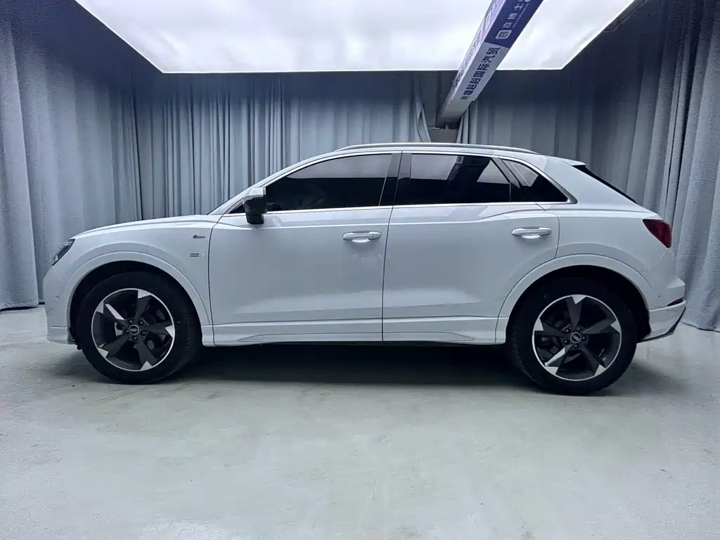 Audi Q3 2022 35 TFSI Fashion