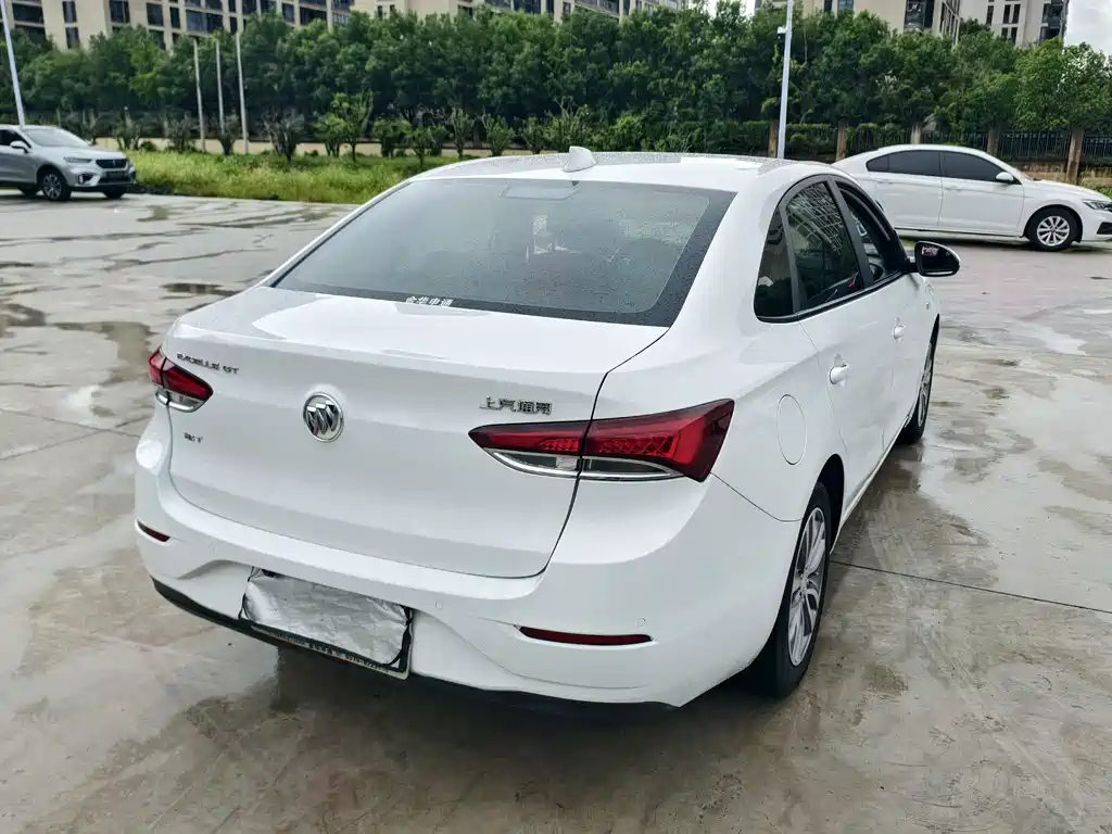 Buick Excelle — миниатюра 5