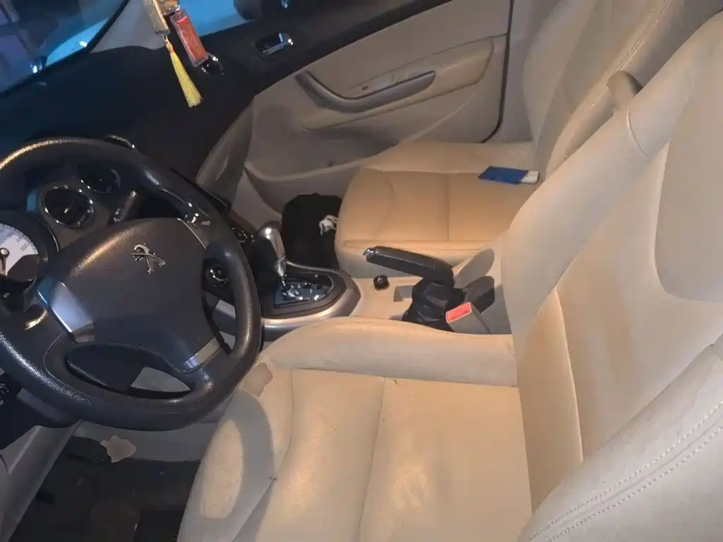 Peugeot 408 — миниатюра 16