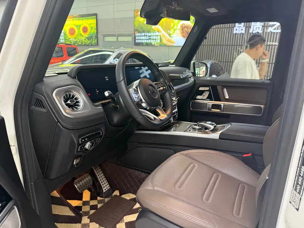 Mercedes-Benz G-Class — миниатюра 6
