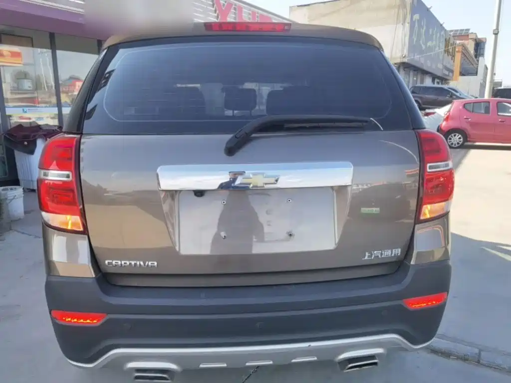 Chevrolet Captiva — миниатюра 6
