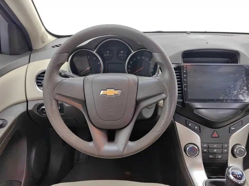 Chevrolet Cruze — миниатюра 11