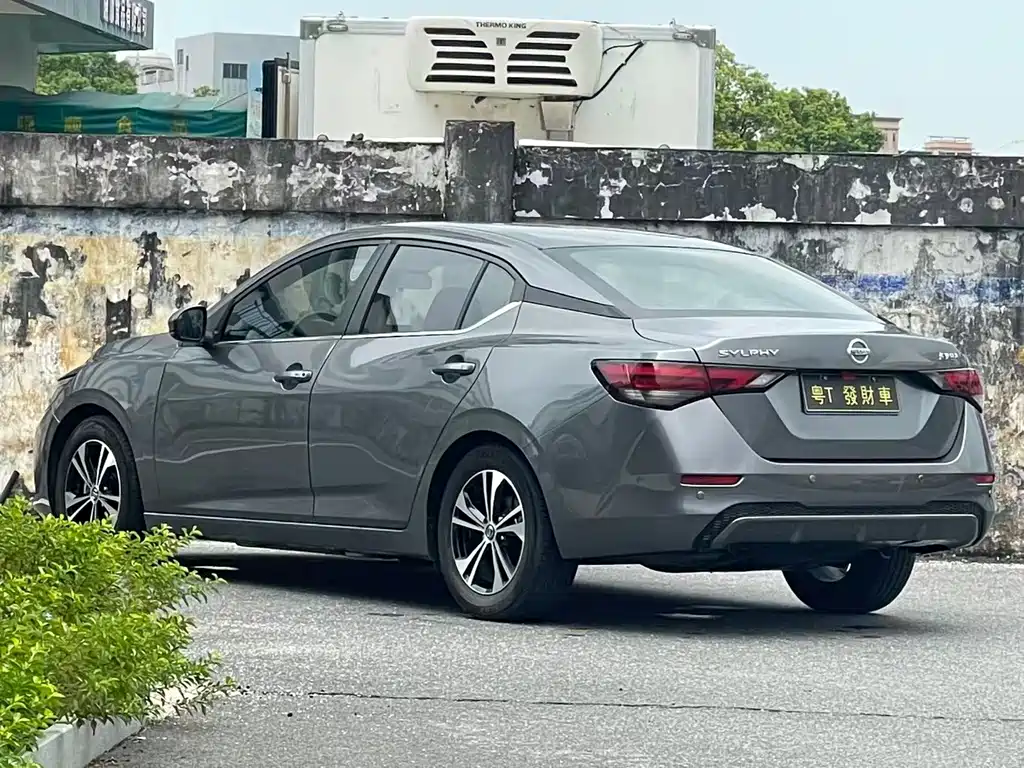 Nissan Sylphy — миниатюра 8