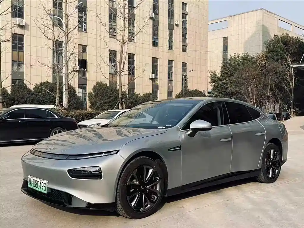 XPENG P7