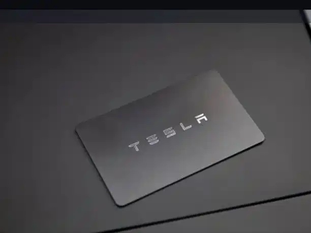 Tesla Model 3 — миниатюра 9