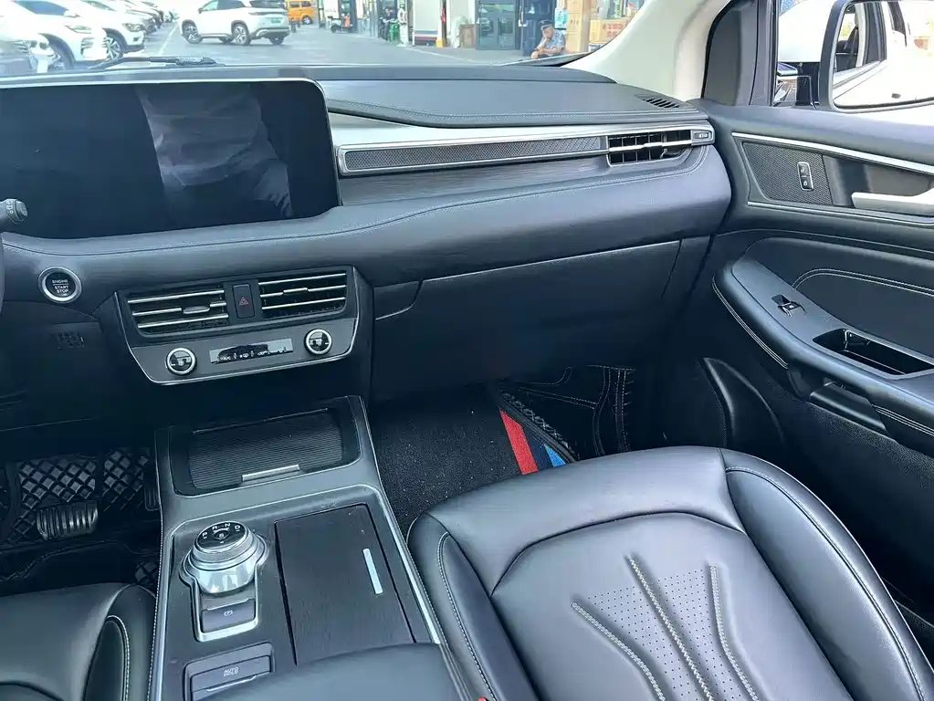 Ford Edge — миниатюра 11