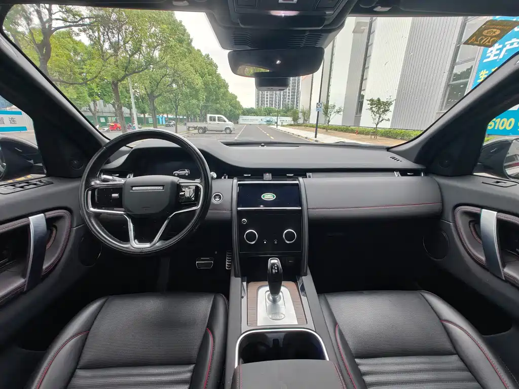 Land Rover Discovery Sport — миниатюра 9