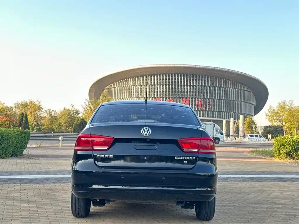 Volkswagen Santana — миниатюра 5