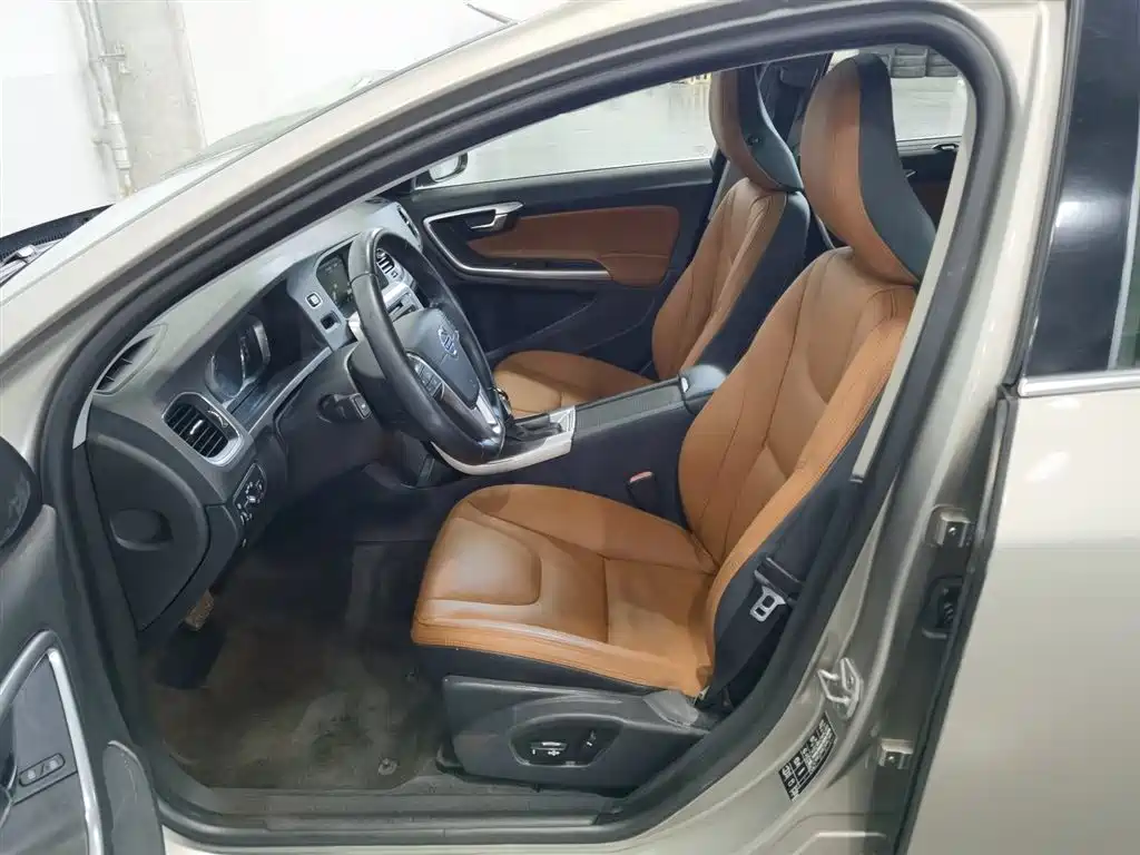 Volvo S60 2015 S60L T5