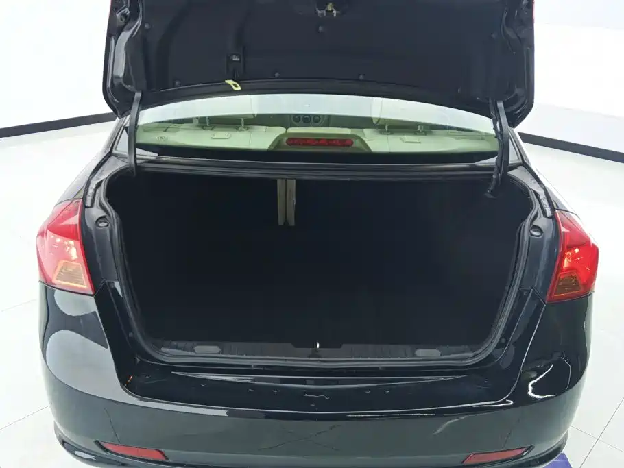 Buick Excelle — миниатюра 4