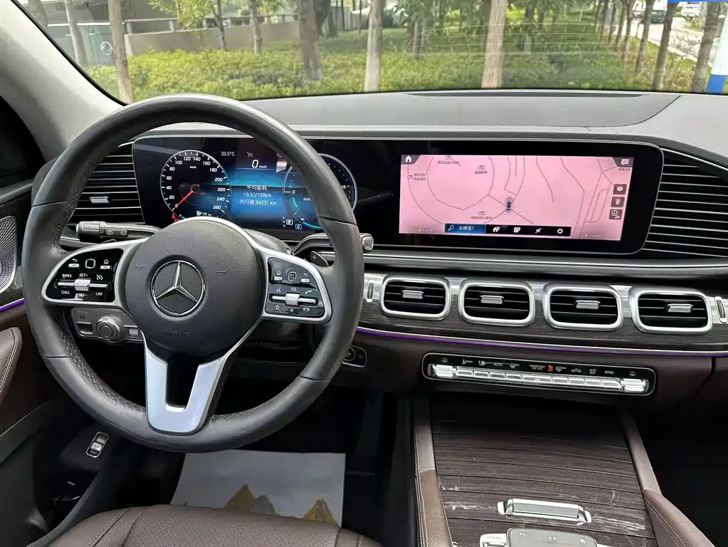 Mercedes-Benz GLE (Import) — миниатюра 15