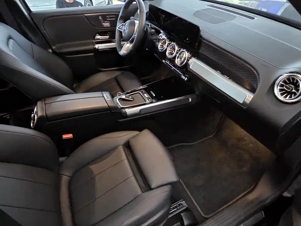 Mercedes-Benz GLB 2025 GLB 220 Fashion