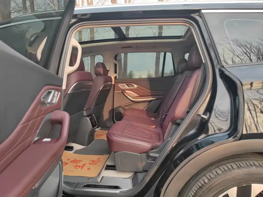 Hongqi HONGQI HS7 PHEV