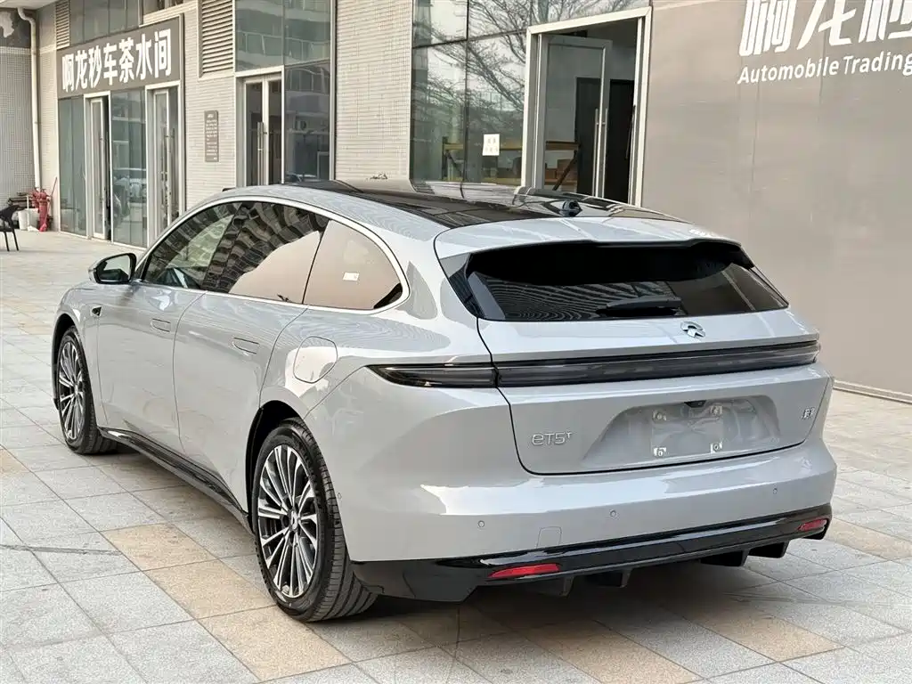 NIO NIO ET5T