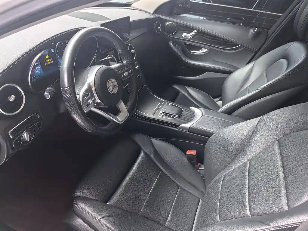 Mercedes-Benz C-Class — миниатюра 4