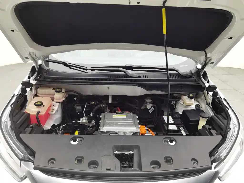 BYD Yuan Pro - фото 6