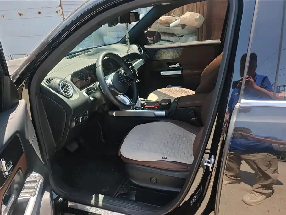 Mercedes-Benz GLB 2024 GLB 220