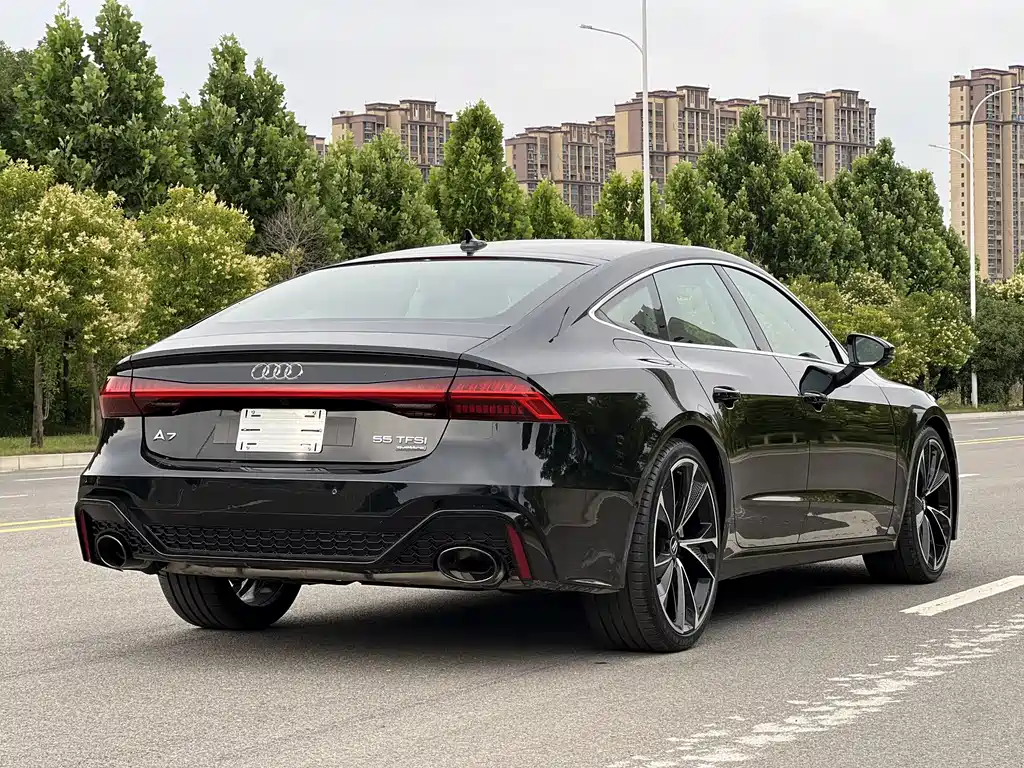 Audi A7 2024 55 TFSI quattro Premium