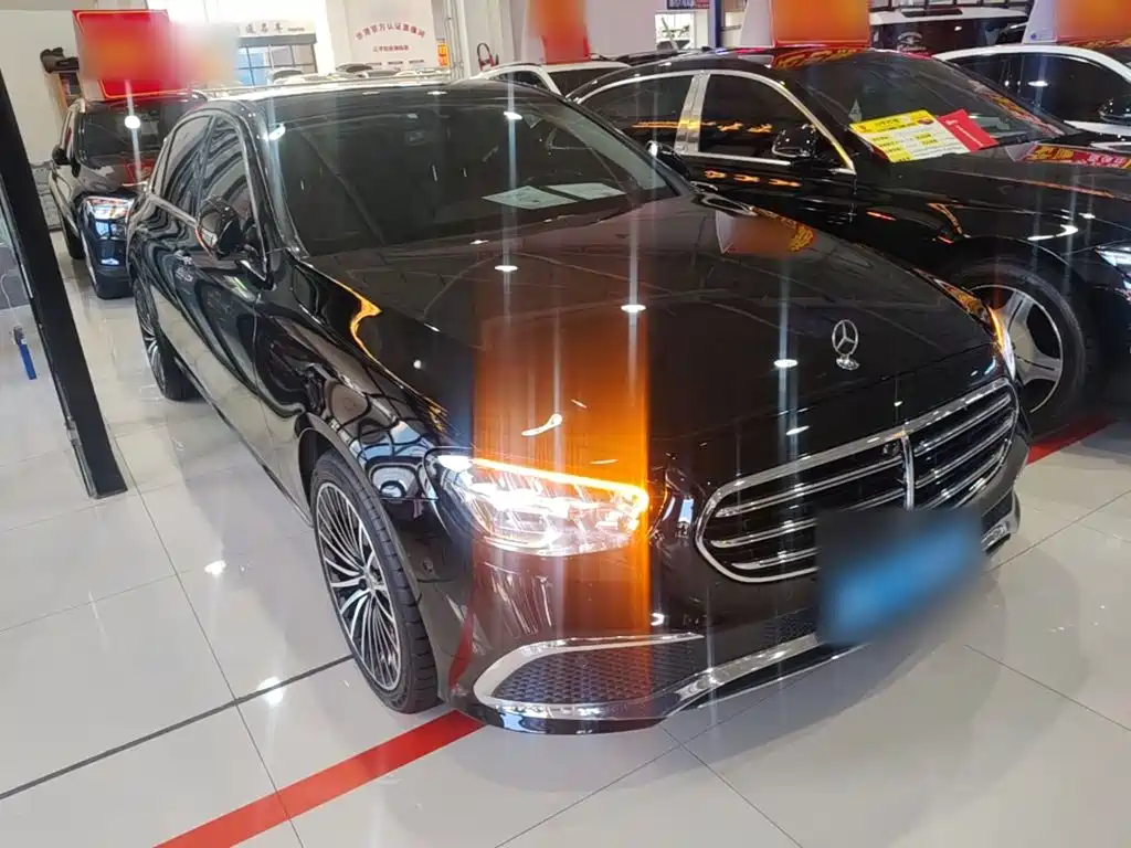 Mercedes-Benz E-Class — миниатюра 4