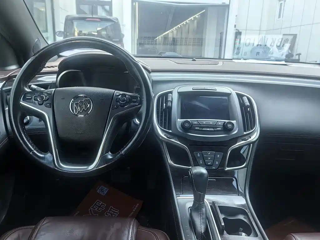 Buick LaCrosse — миниатюра 8