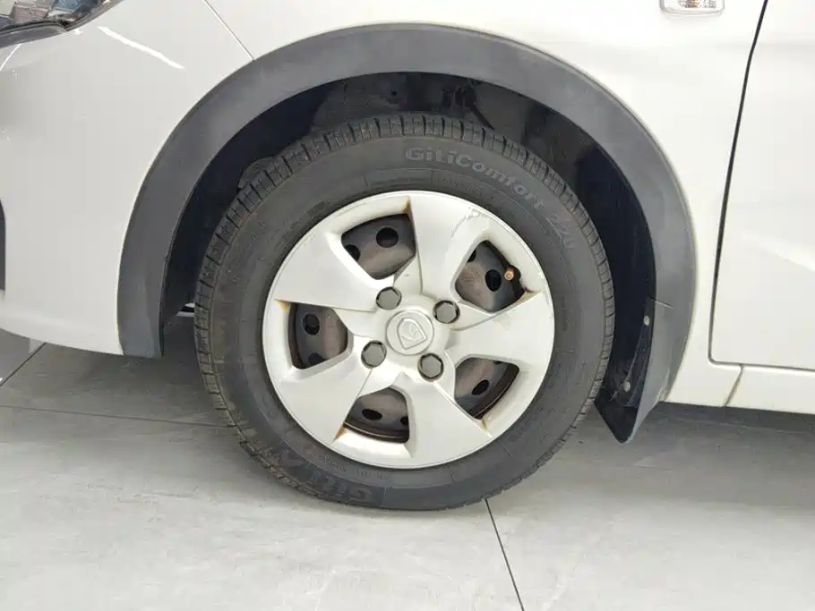 Baojun 310 — миниатюра 6