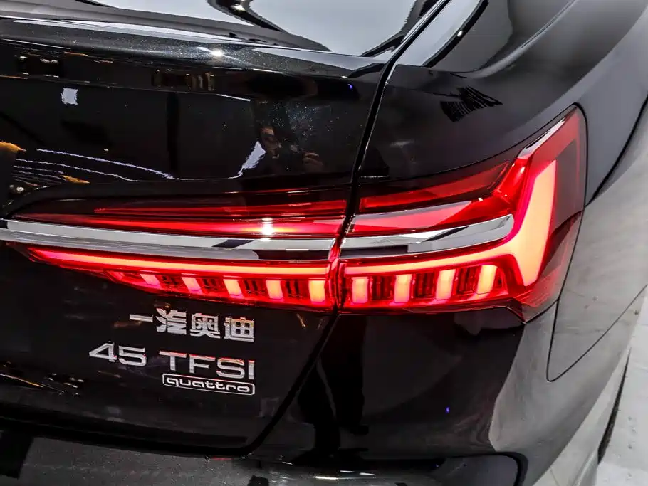 Audi A6L — миниатюра 24