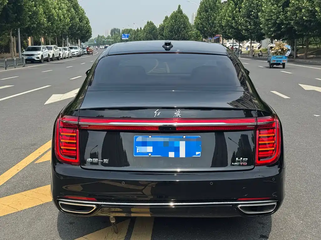 Hongqi H9 2022 2.0T