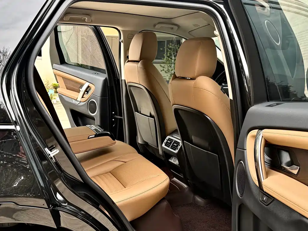 Land Rover Discovery Sport — миниатюра 13