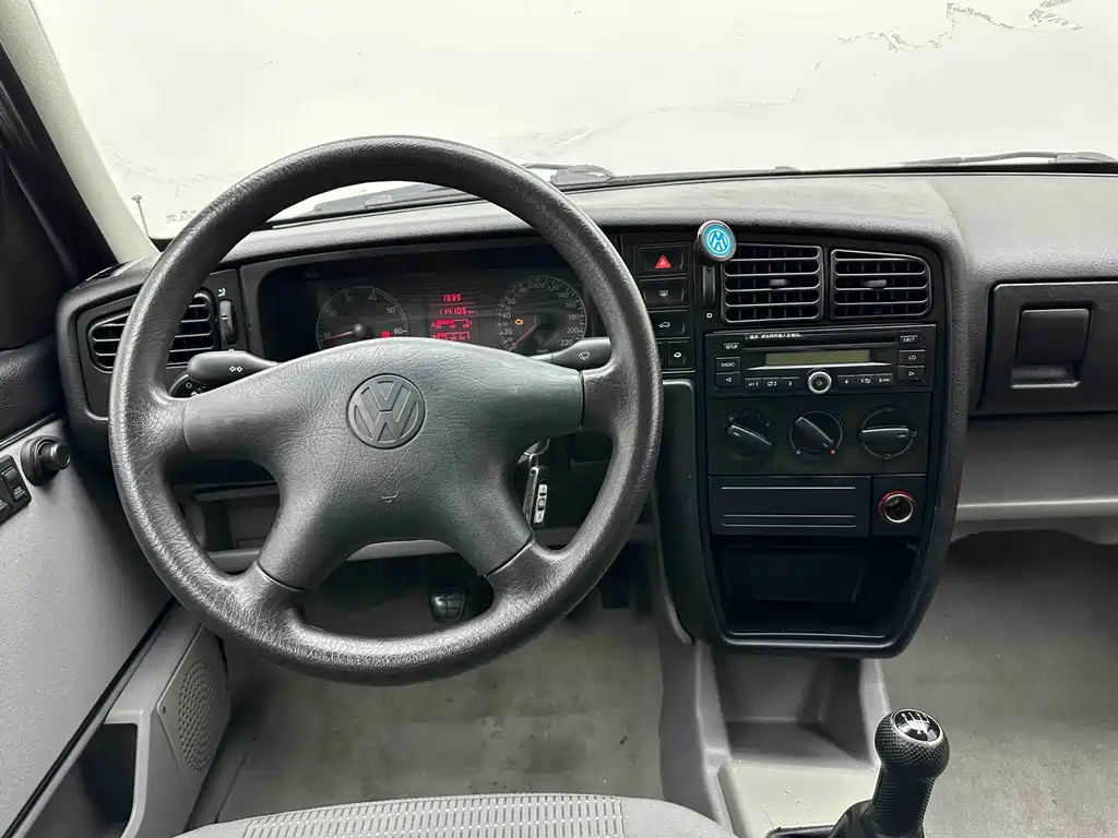 Volkswagen Jetta — миниатюра 12