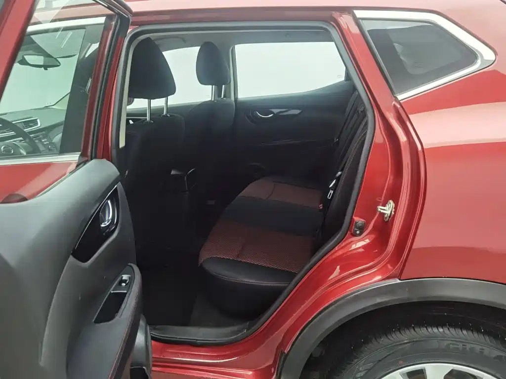Nissan Qashqai — миниатюра 15