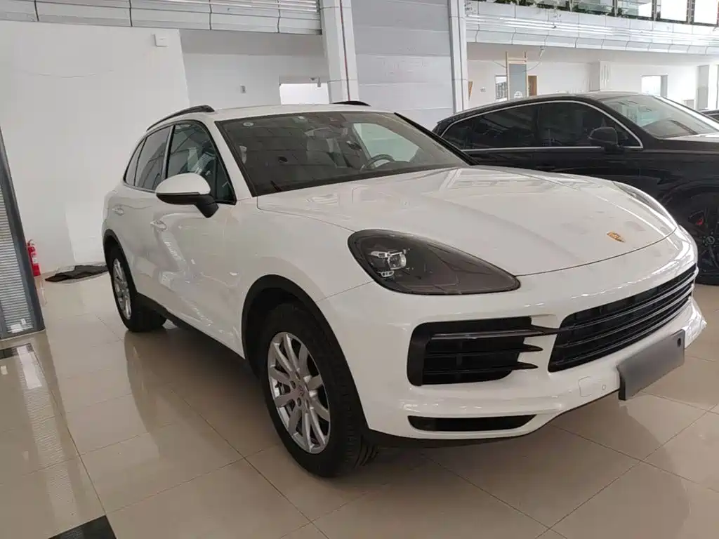 Porsche Cayenne — миниатюра 4