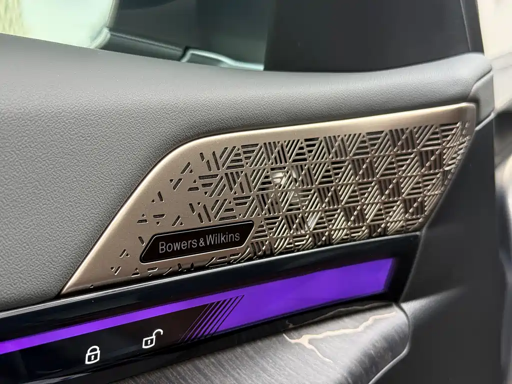 BMW i5 — миниатюра 17