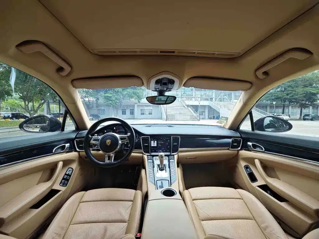 Porsche Panamera — миниатюра 16