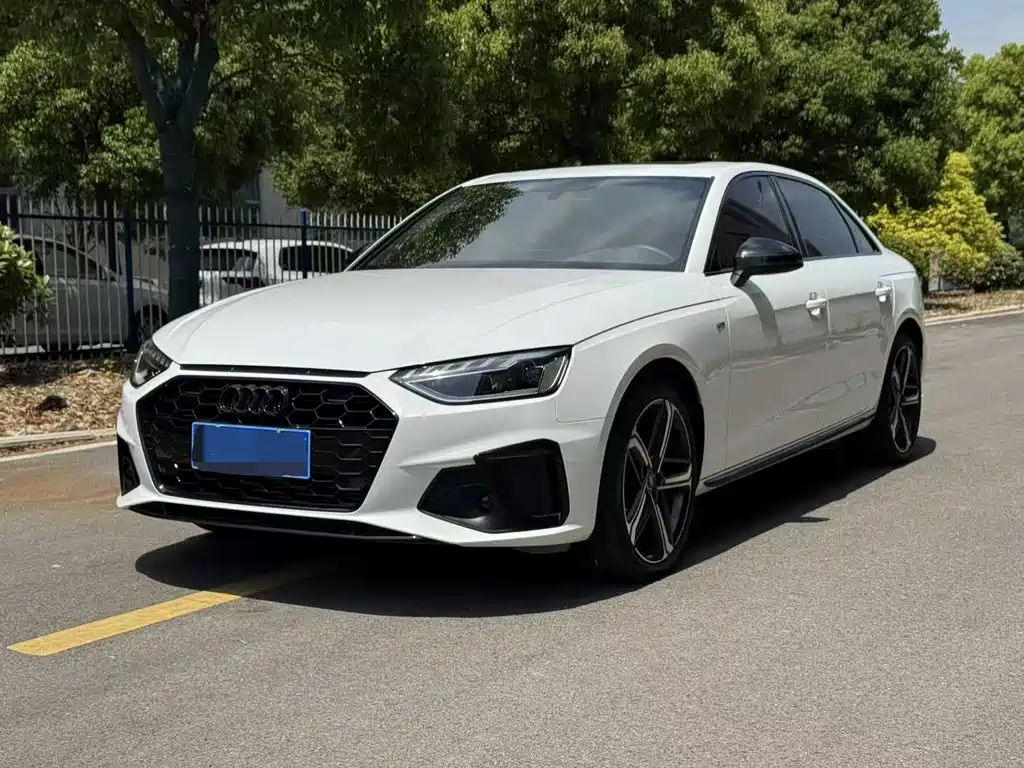 Audi A4L 2025