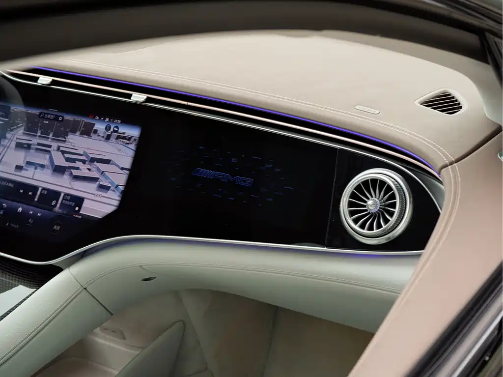 Mercedes-Benz EQS AMG — миниатюра 19