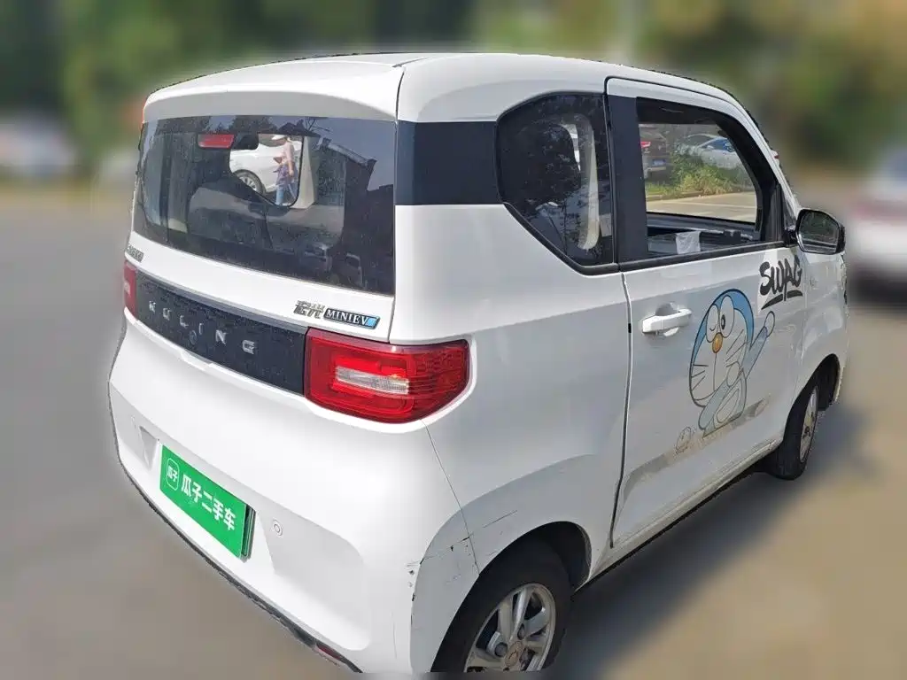 Wuling MINIEV — миниатюра 6