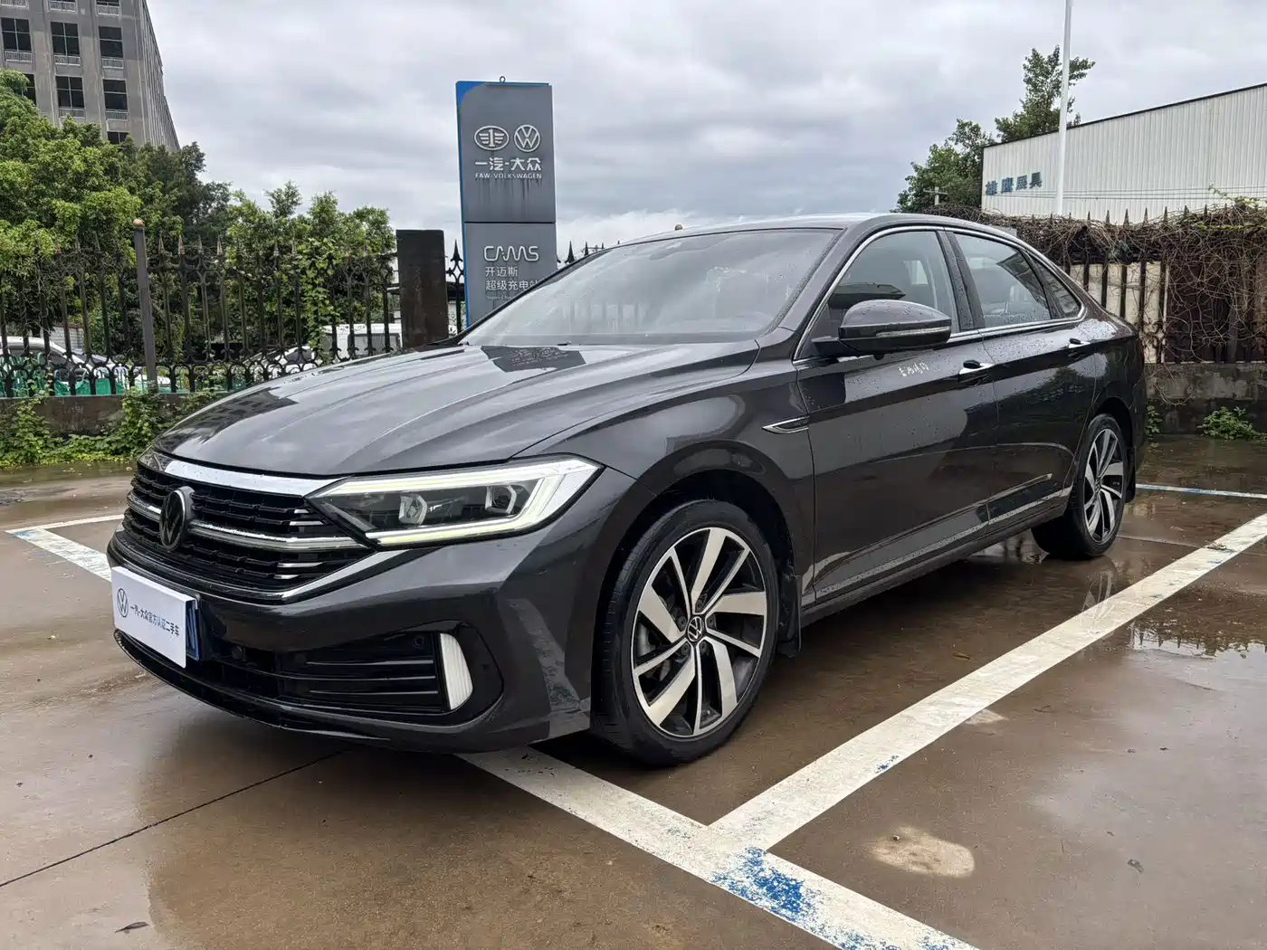 速腾 2023款 300TSI DSG卓越版 2022