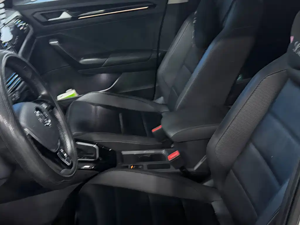 Volkswagen T-Roc 2019 280TSI DSG Comfort V