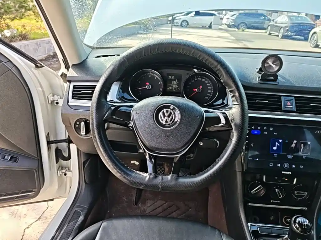 Volkswagen Bora — миниатюра 11