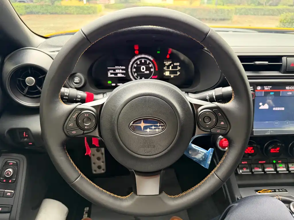 Subaru BRZ — миниатюра 10