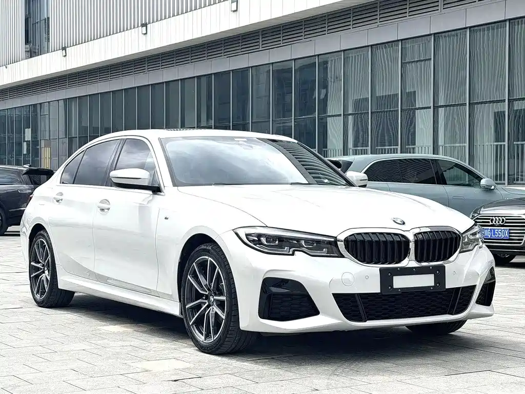 BMW 3 Series — миниатюра 3