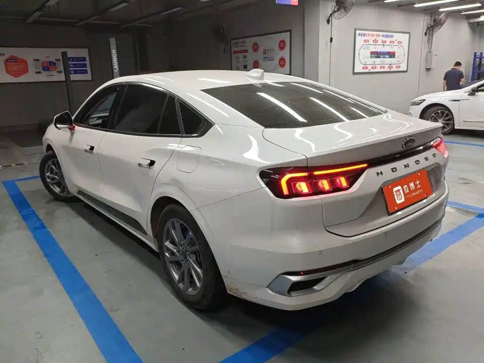 Ford Mondeo 2023 EcoBoost 180 Luxury